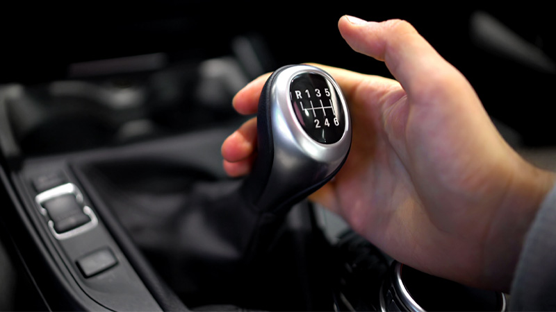 علت جا نرفتن یا سخت جا رفتن دنده خودرو چیست؟