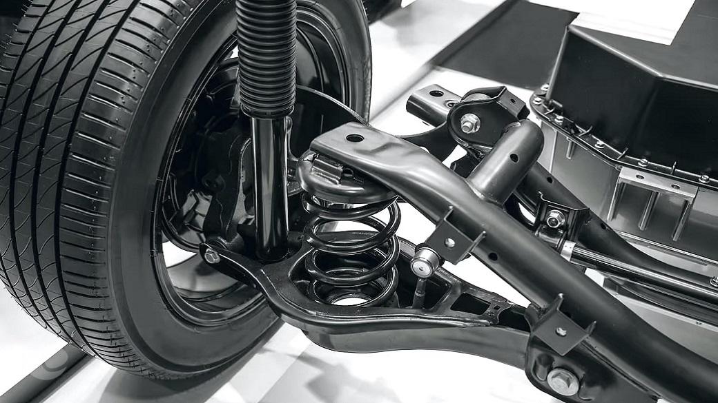 سیستم تعلیق خودرو چیست و چه نقشی در عملکرد ماشین دارد؟